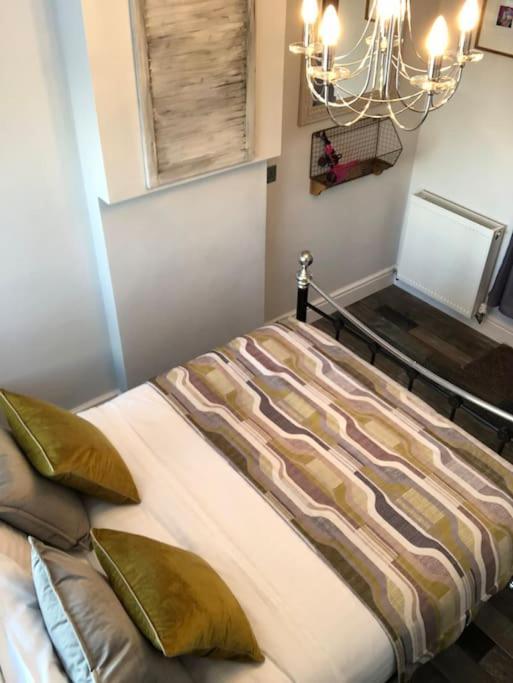 Mumbles - Modern Apartment With Panoramic Sea Views Oystermouth Eksteriør bilde