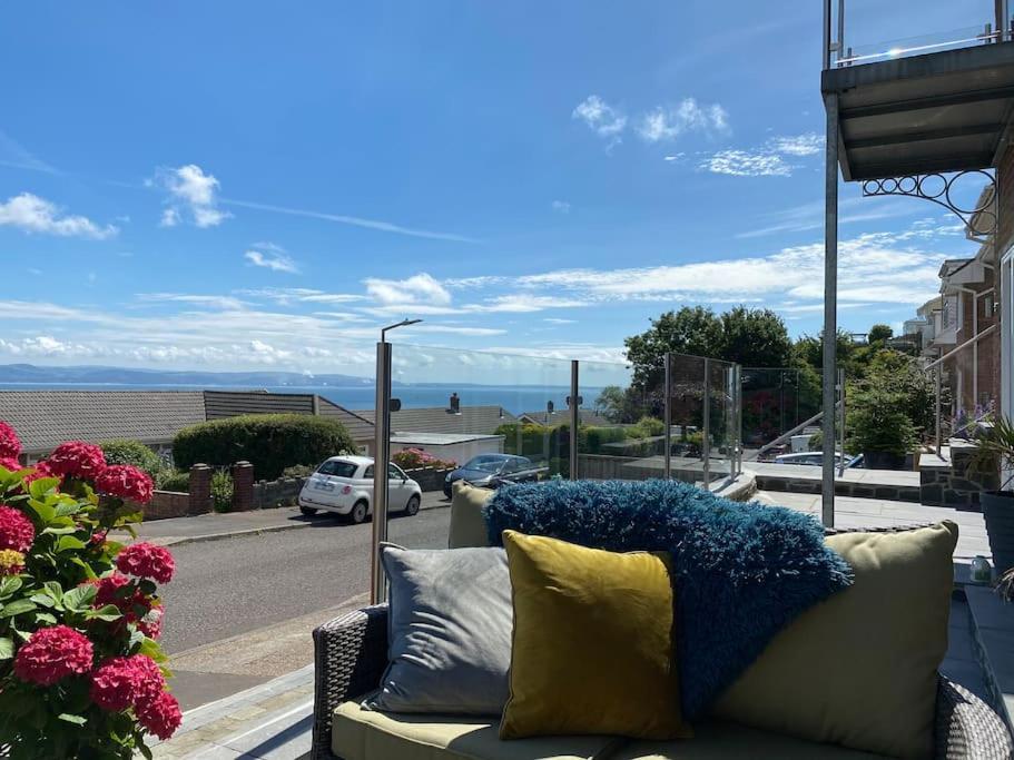 Mumbles - Modern Apartment With Panoramic Sea Views Oystermouth Eksteriør bilde